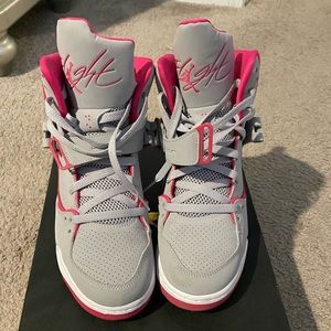 Jordan Flight pink and grey